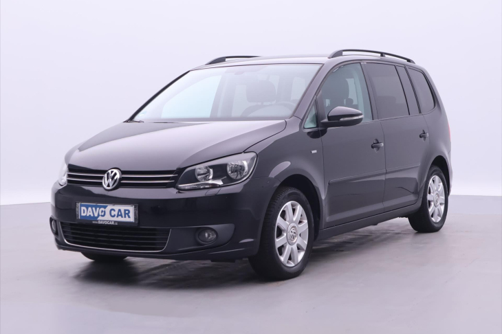 Volkswagen Touran 1,2 TSI Match 7-Míst Serv.kniha