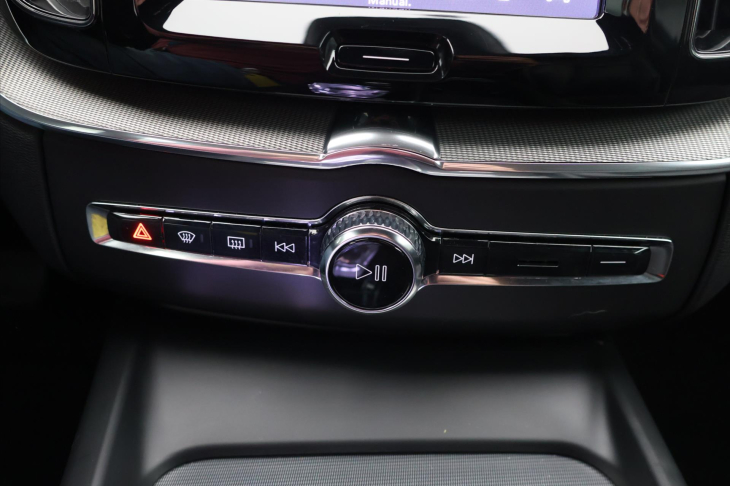 Volvo XC60 2,0 B5 AWD Plus Black Ed. AT