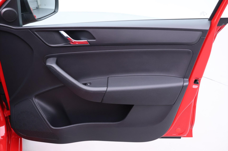 Škoda Rapid 1,2 TSI 77kW Style Plus Xenon