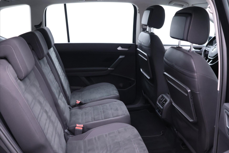 Volkswagen Touran 2,0 TDI 110kW DSG Comfort DPH