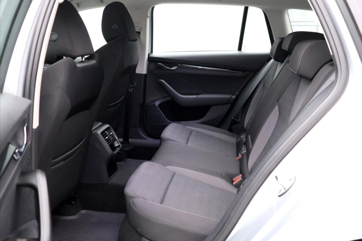 Škoda Octavia 2,0 TDI CZ Ambition 1.Maj DPH