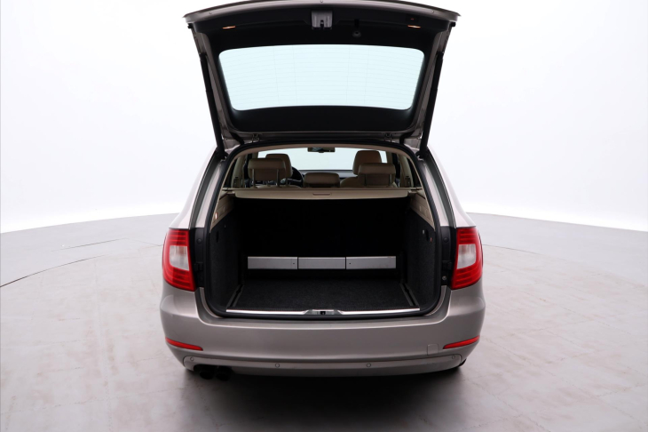 Škoda Superb 2,0 TDI 4x4 DSG Exclusive Kůže