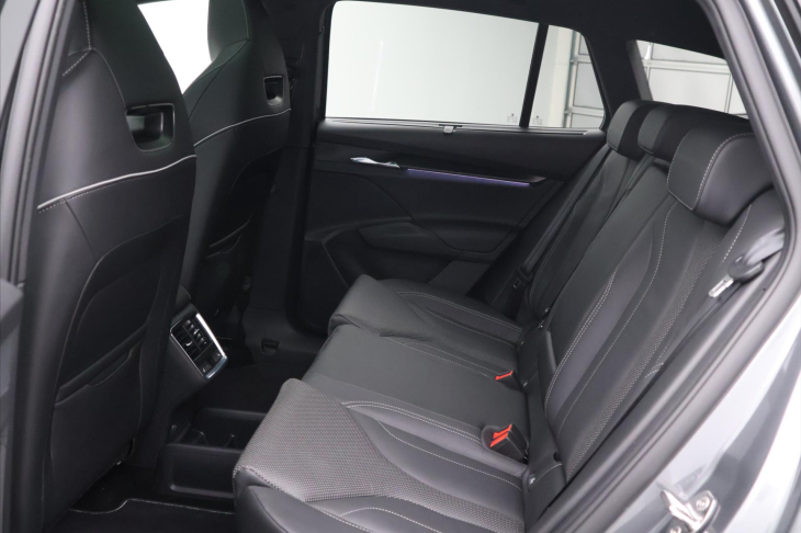 Škoda Enyaq 82kWh 4x4 CZ SOH 95% RS