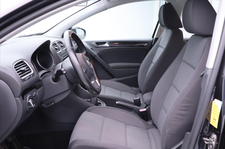 Volkswagen Golf 2,0 TDI 81kW Serv.Kniha