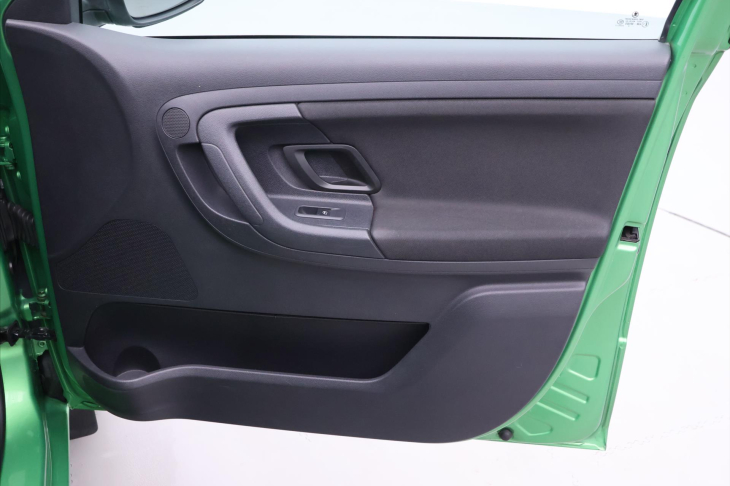 Škoda Fabia 1,2 12V 44kW Ambiente+ CZ