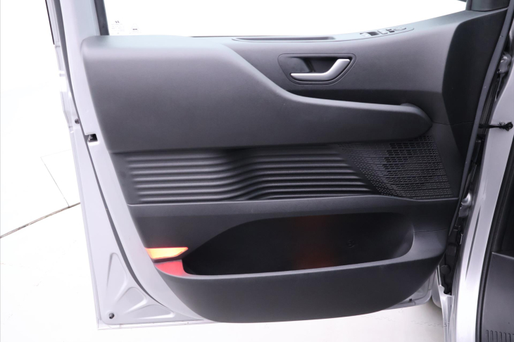 Hyundai Staria 2,2 CRDi 130kW Style Automat