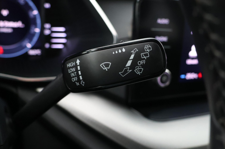 Škoda Octavia 2,0 TDI Ambition CZ DPH