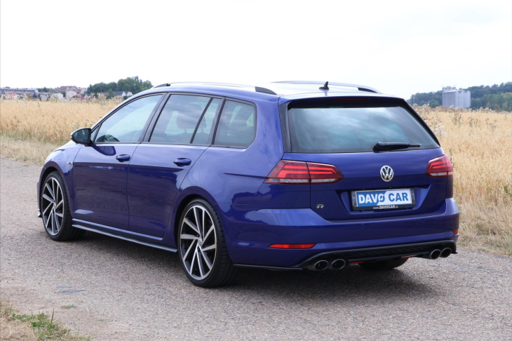 Volkswagen Golf 2,0 TSI 228kW 4M DSG Virtual R