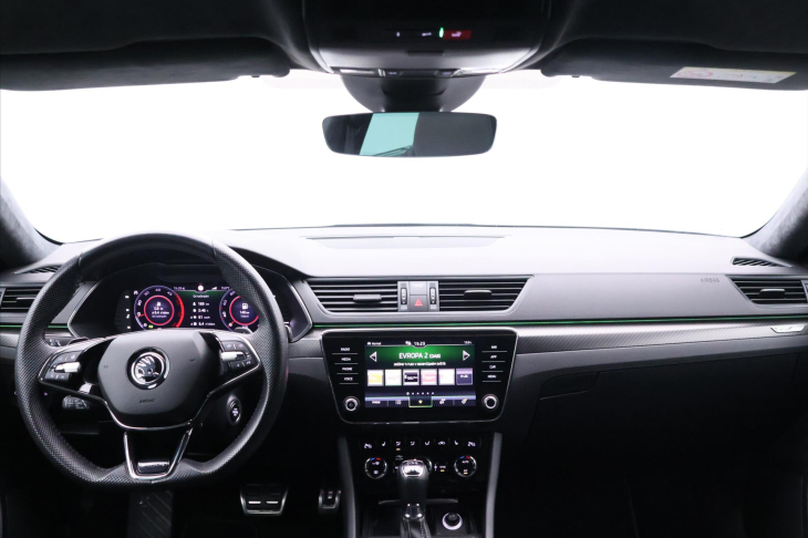 Škoda Superb 2,0 TDI DSG 4x4 Sportline DPH