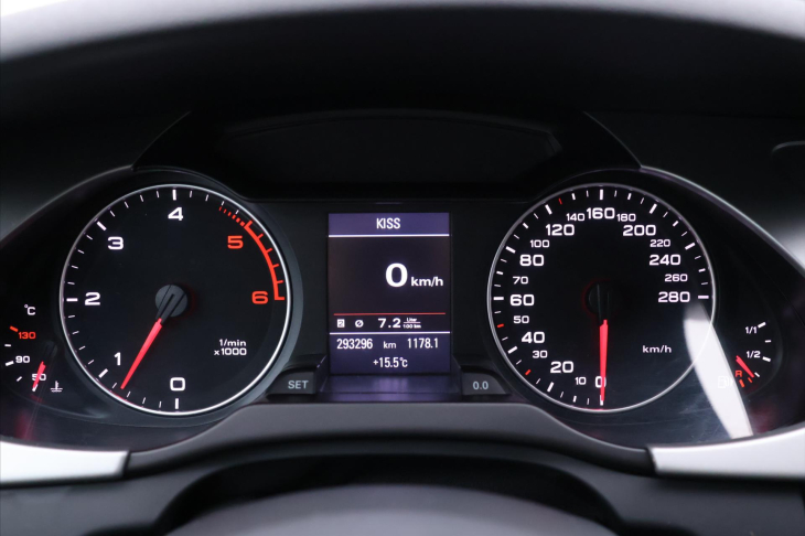 Audi A4 2,7 TDi 140kW Tempomat