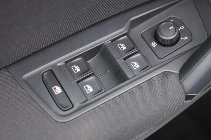 Volkswagen Tiguan 1,4 TSI 110kW DSG Serv.kniha