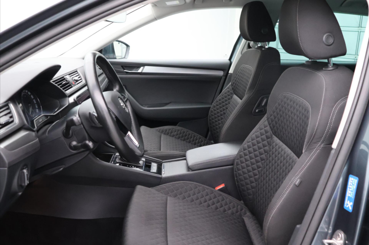Škoda Superb 2,0 TDI 110 kW Style DSG