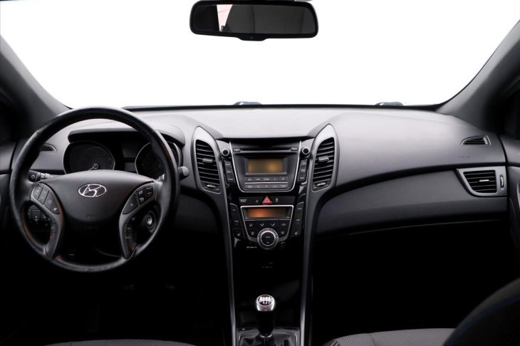 Hyundai i30 1.6 GDI 99kW CZ Trikolor Tažné
