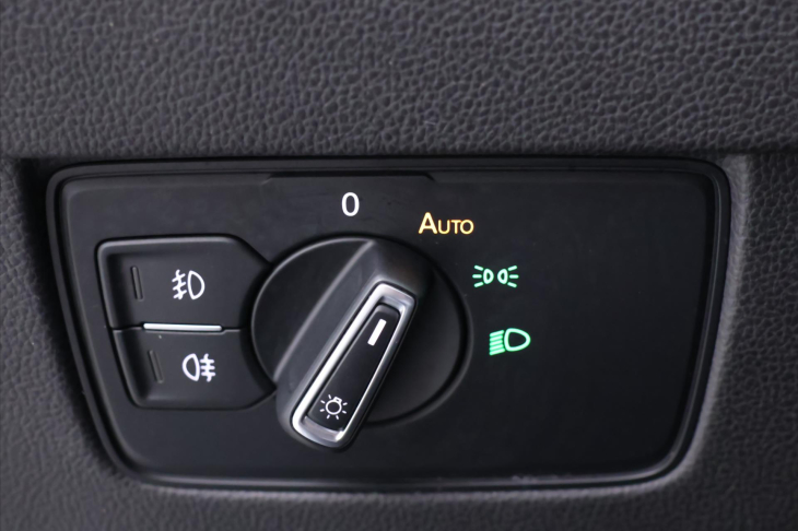 Volkswagen Passat 1,4 TSI 110kW DSG Comfort LED