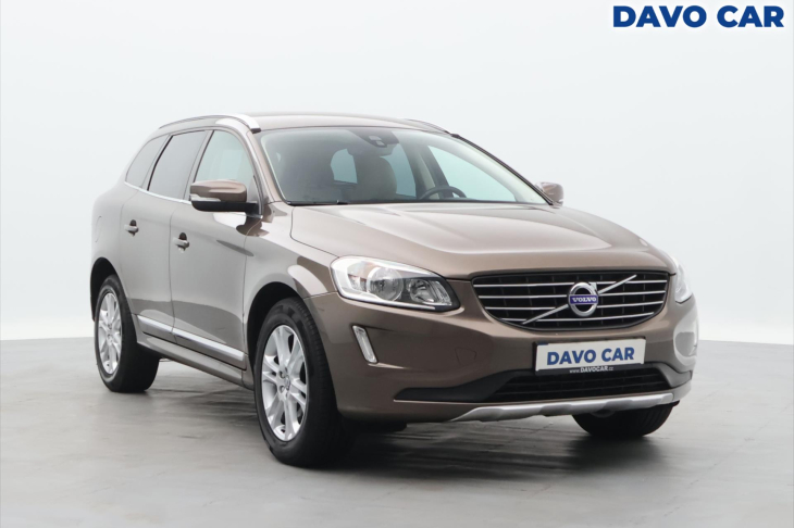 Volvo XC60 2,4 D4 140kW Summum 4x4 Aut. CZ
