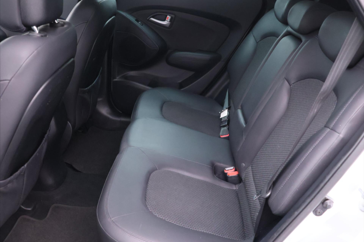 Hyundai ix35 1,6 GDI Business Navi Tažné