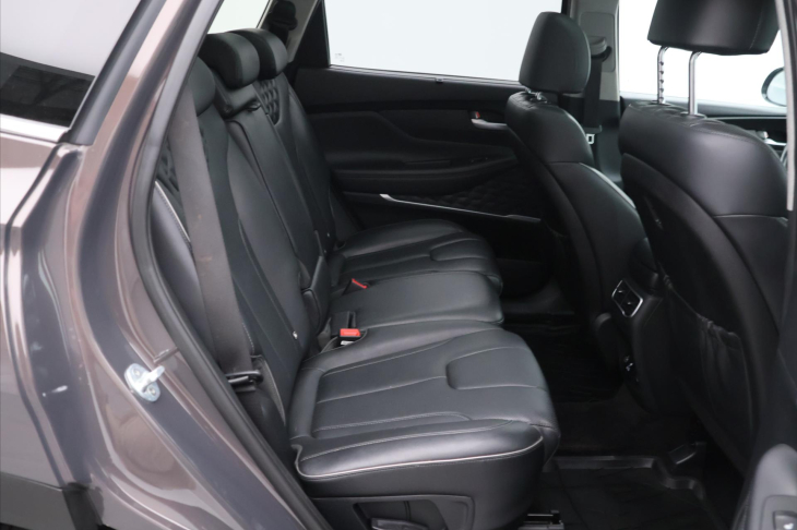 Hyundai Santa Fe 2,2 CRDi DCT Premium 4WD CZ DPH
