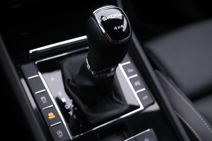 Škoda Superb 2,0 TDI 147kW CZ 4x4 L&K DSG DPH