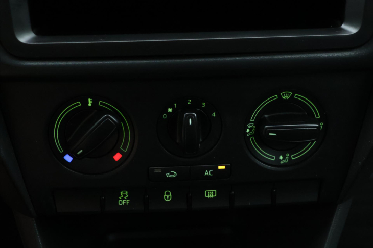 Škoda Rapid 1,2 TSI 63kW Klima Tažné CZ