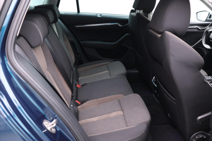 Škoda Octavia 2,0 TSI 140kW DSG Scout DPH