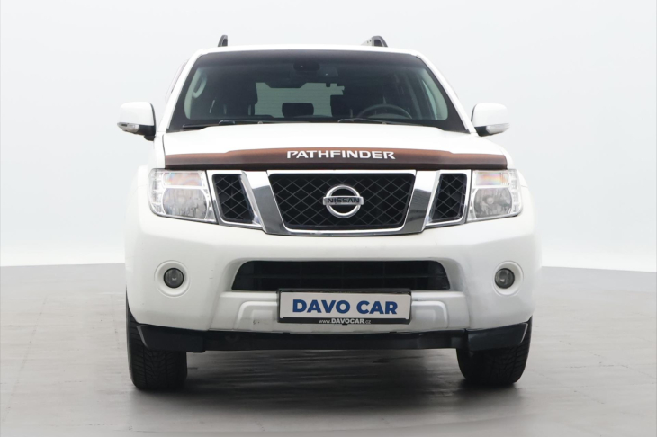 Nissan Pathfinder 2,5 dCi 140kW 4x4 7-Míst Tažné