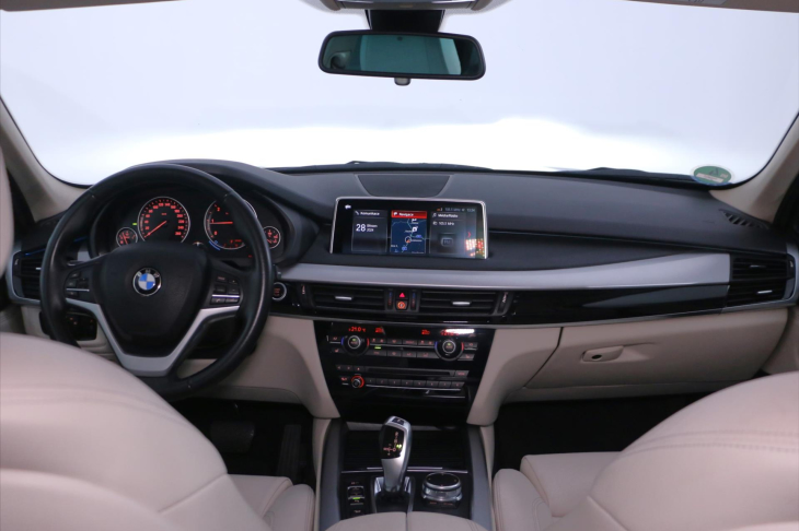 BMW X5 2,0 25d 170kW xDrive CZ LED