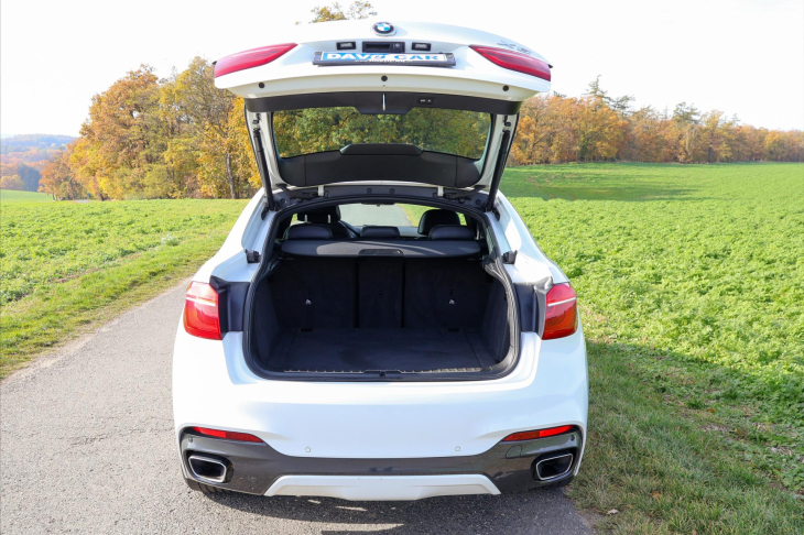 BMW X6 3,0 xDrive 30d 190kW CZ