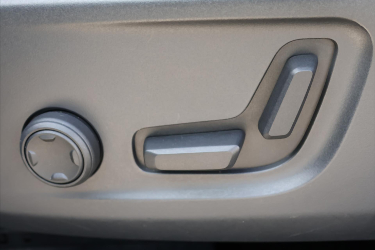 Volvo XC40 2,0 D4 AWD Panorama Tažné