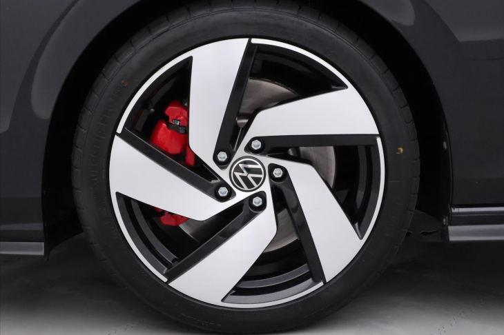 Volkswagen Golf 2,0 TSI GTI 180kW DSG DPH