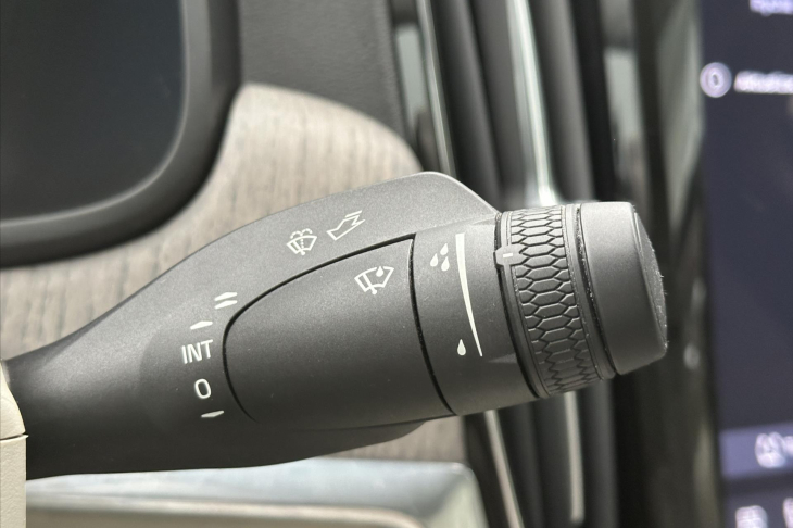 Volvo S90 2,0 B5 184kW CZ DPH