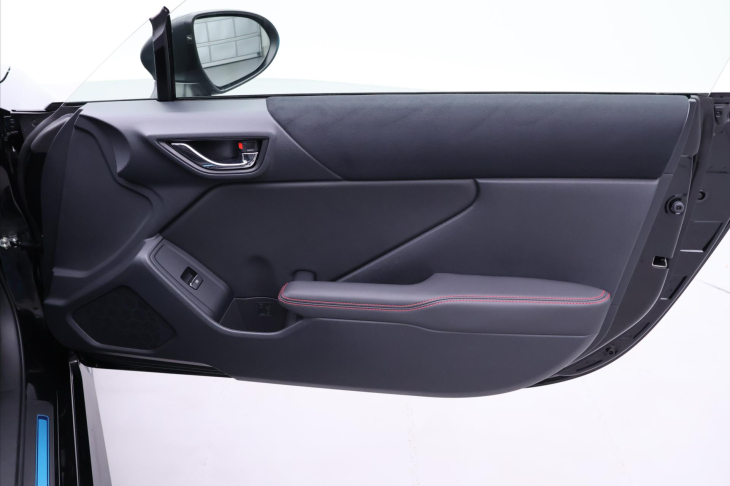 Subaru BRZ 2,4 i 172kW Aut. 1.Majitel CZ