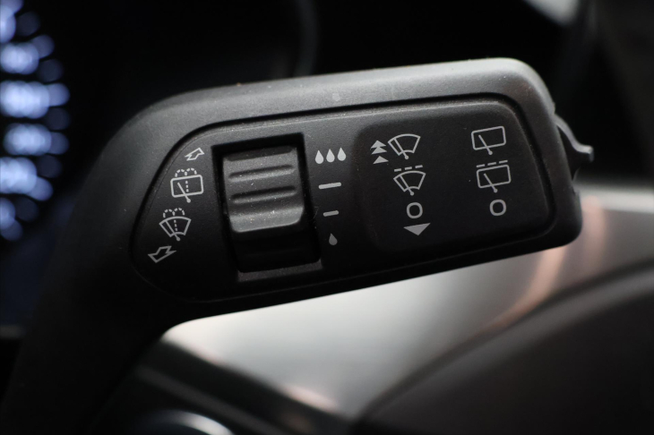 Ford Focus 2,0 TDCI 110kW Titanium LED