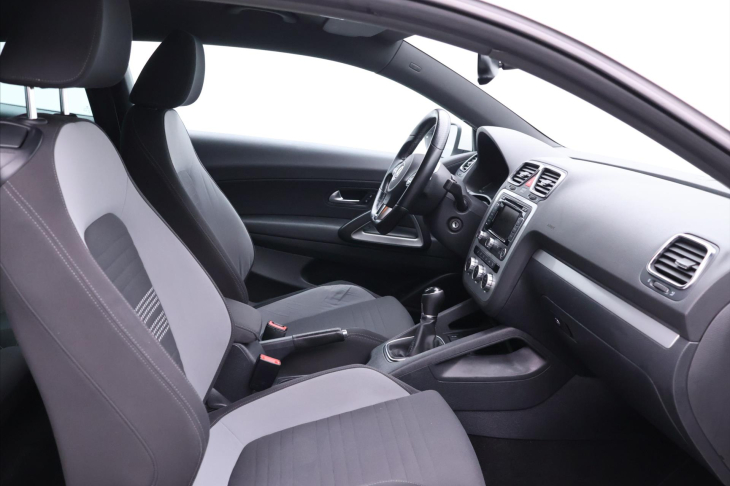 Volkswagen Scirocco 1,4 TSI 90kW Xenon 1.Maj.