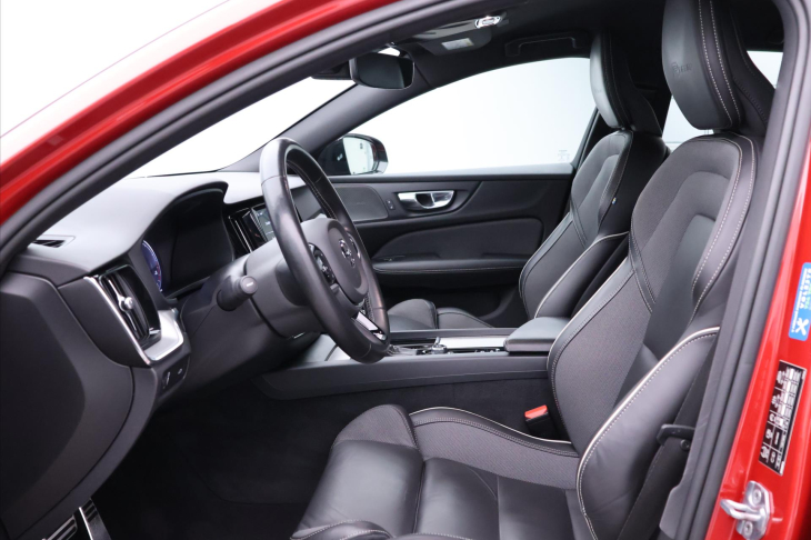 Volvo S60 2,0 T5 186kW Inscription CZ