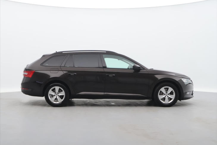 Škoda Superb 1,6 TDI 88kW Aut.klima Tažné