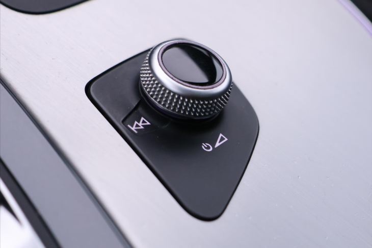 Audi Q7 3,0 TDI 200kw S-LINE DPH BOSE