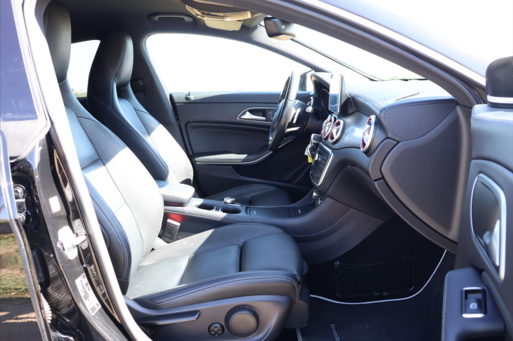 Mercedes-Benz CLA 2,0 250 160kW 4M AMG Sport SB