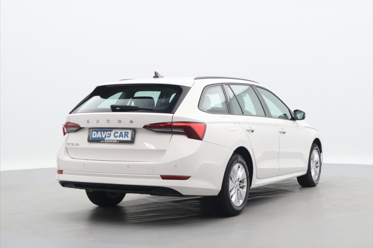 Škoda Octavia 2,0 TDI 85kW Ambition CZ DPH