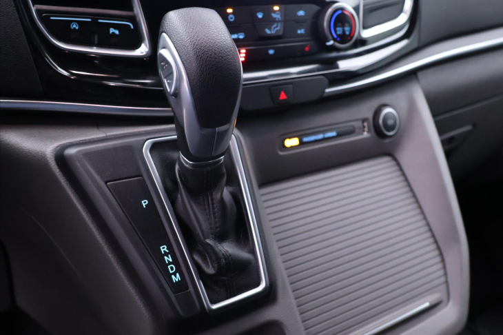 Ford Tourneo Custom 2,0 EcoBlue 125kW Titanium CZ DPH