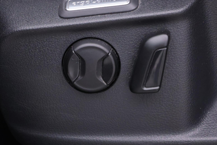 Volkswagen Passat 2,0 TDI 110kW DSG Elegance