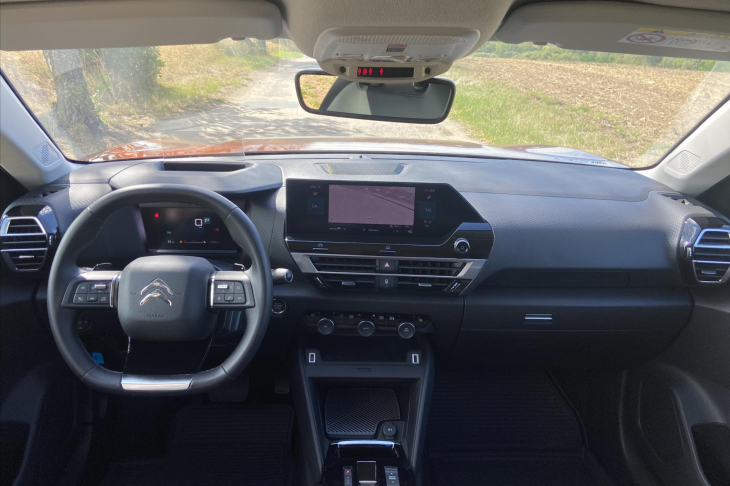 Citroën C4 1,2 PT 96kW Shine Aut Kůže HUD
