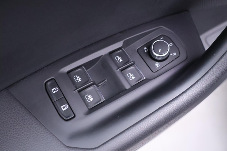 Volkswagen Touareg 3,0 TDI 210kW 4M R-Line DPH