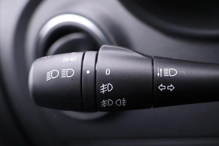 Dacia Lodgy 1,6 SCe 75kW 7-Míst CZ Tažné