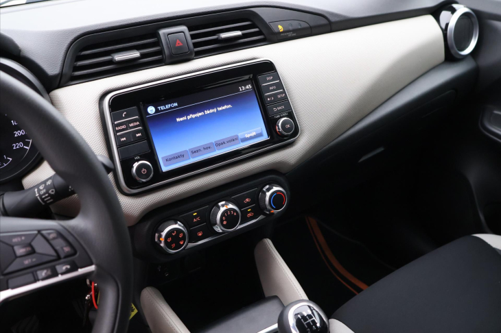 Nissan Micra 1.0 i 52kW CZ Acenta