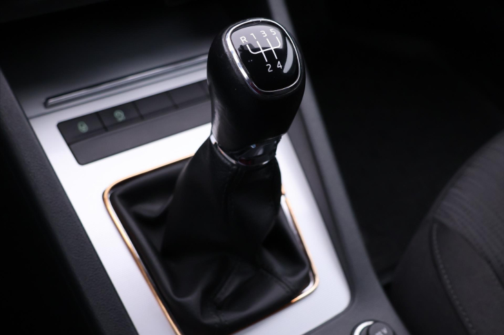 Škoda Octavia 1,6 TDI 81kW Style CZ DPH