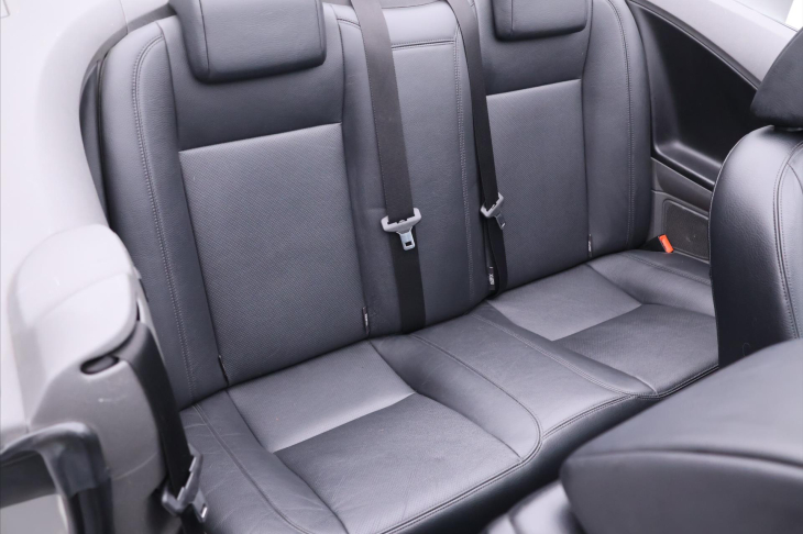 Ford Focus 2,0 i 107kW Titanium Kůže