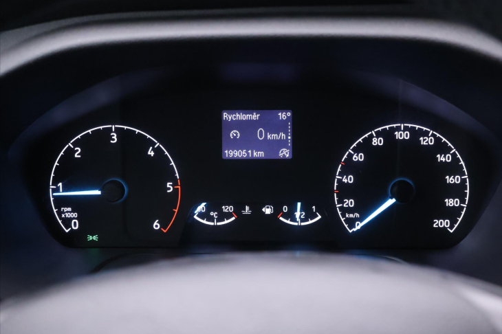 Ford Transit 2,0 TDCi 96kW 350 L2 DPH CZ