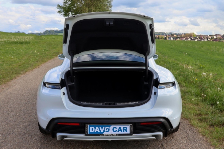 Porsche Taycan Turbo 460kW DPH CZ