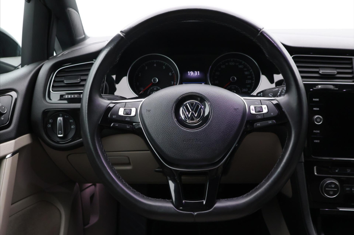 Volkswagen Golf 1,4 TSI 92kW DSG Highline