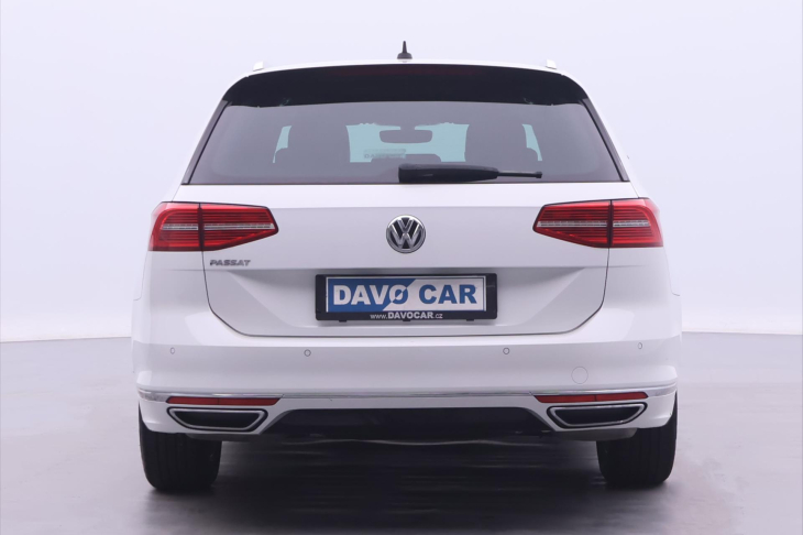 Volkswagen Passat 1,5 TSI DSG R-line Matrix DPH